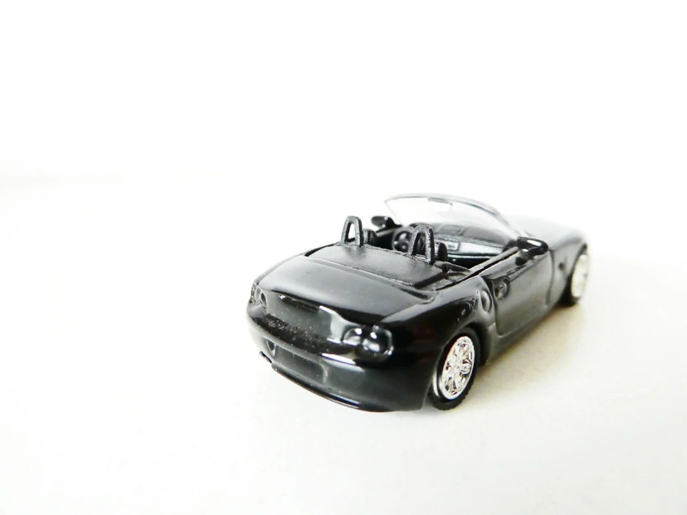 H0 Osobní automobil Mercedes Cabrio TOP STAV
