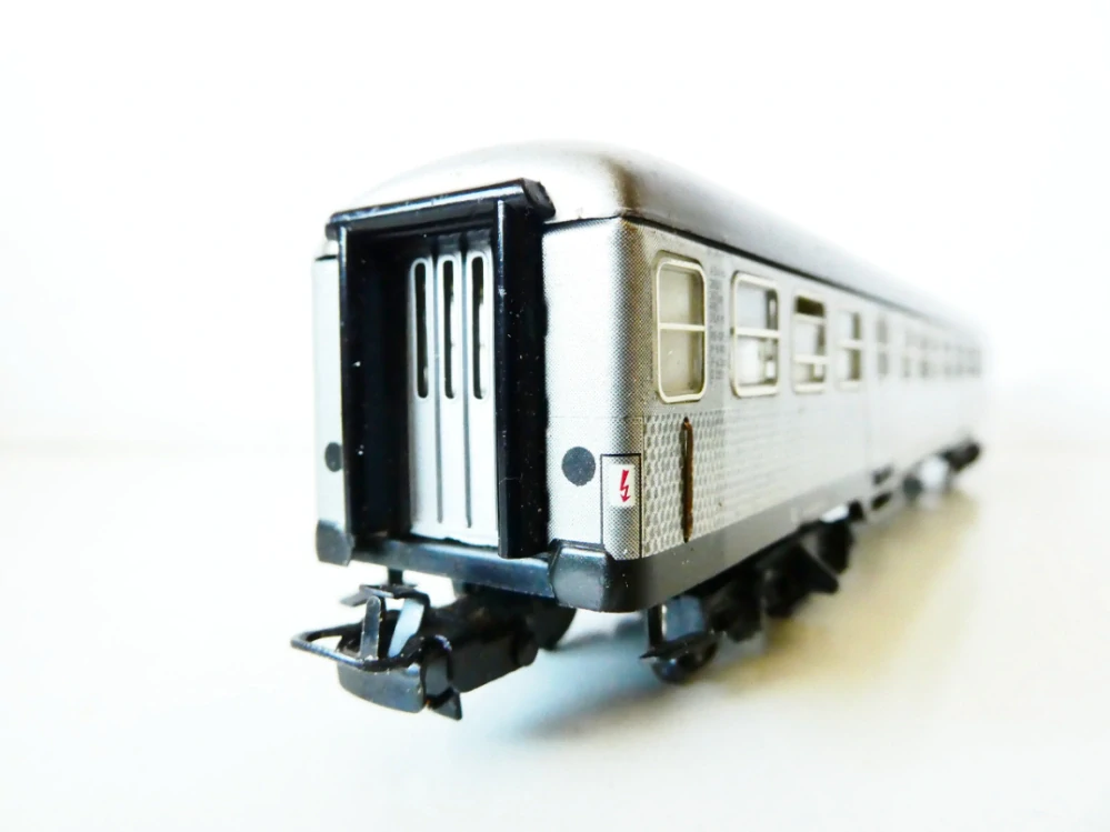 H0 MÄRKLIN 4043 Osobní vůz 1. a 2. tř. Silberling DB PĚKNÝ STAV v orig. krabičce