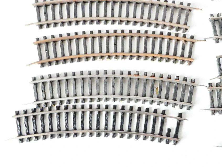 H0 PIKO SET Koleje s mírným poškozením pražců - 15 ks MIX - vše, co je na foto