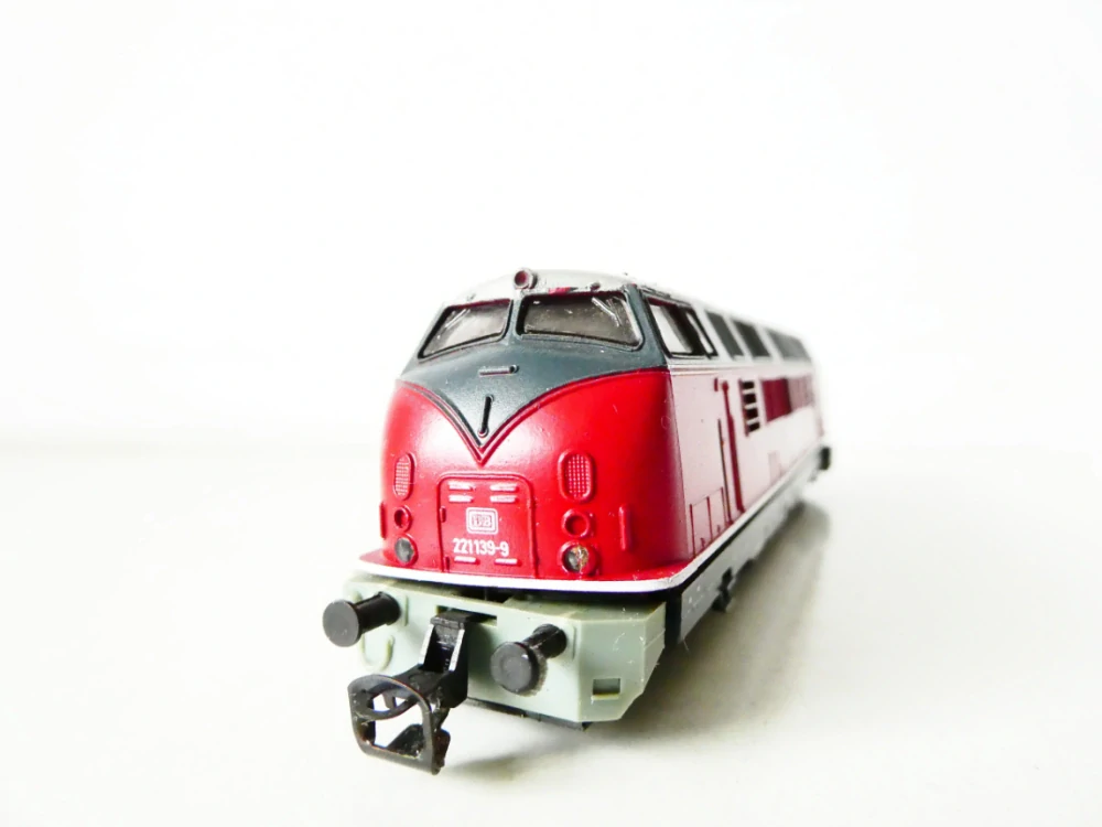TT BTTB Dieselová lokomotiva BR 221 139-9 DB OSVĚTLENÁ TOP STAV v krabičce s průvodním listem