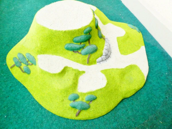 H0 Kopec - hora pro modelovou železnici 67 x 62 x 22 cm TOP STAV NEPOUŽITÝ 