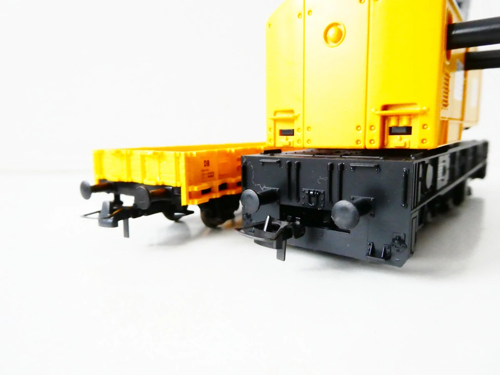 H0 ROCO 46331 Kolejový jeřáb 975 0 001-6 s vozem 975 0 010-7 NEPOUŽITÝ v originálním balení včetně doplňků a průvodního listu NOVÉ