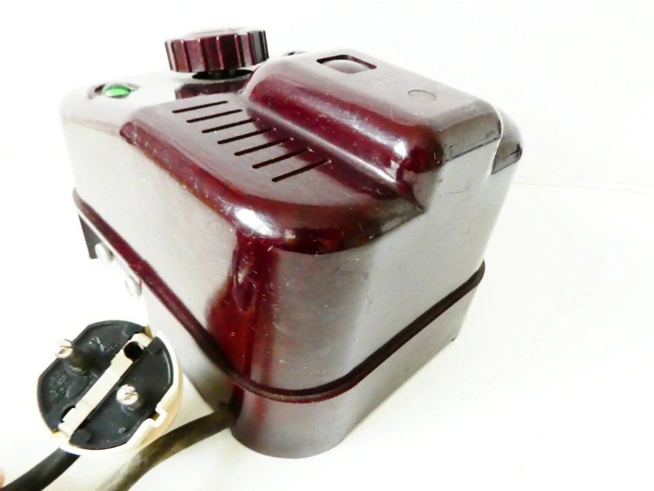 Bakelitové trafo PIKO Typ ME002g