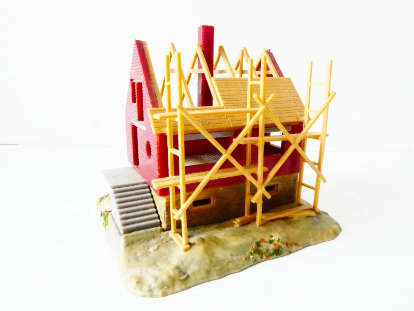 TT Rodinný dům rozestavěný s lešením