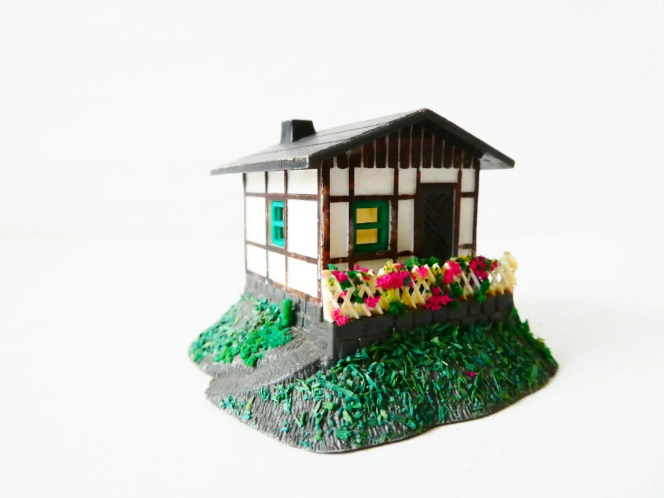 TT/H0 Drážní telefon - budka na náspu