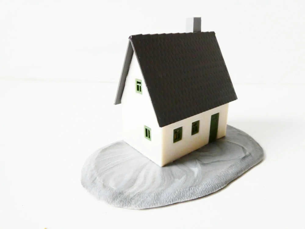 N Rodinný dům s dlažbou PĚKNÝ STAV