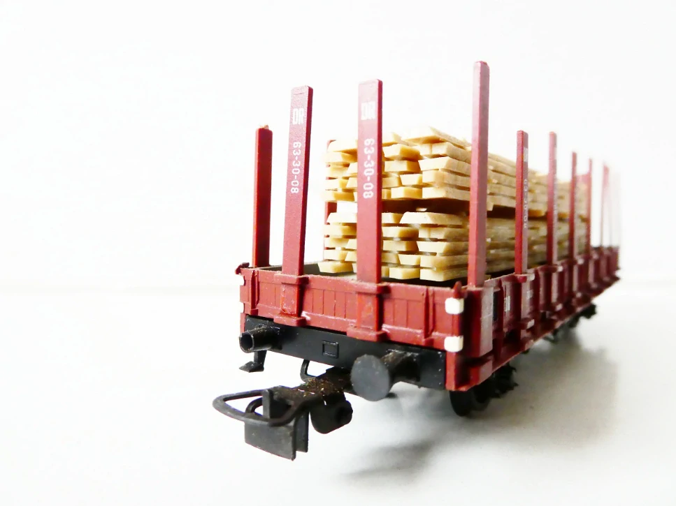 H0 PIKO Nákladní vůz klanicový 63-30-08 Roo DR s nákladem dřeva PĚKNÝ STAV