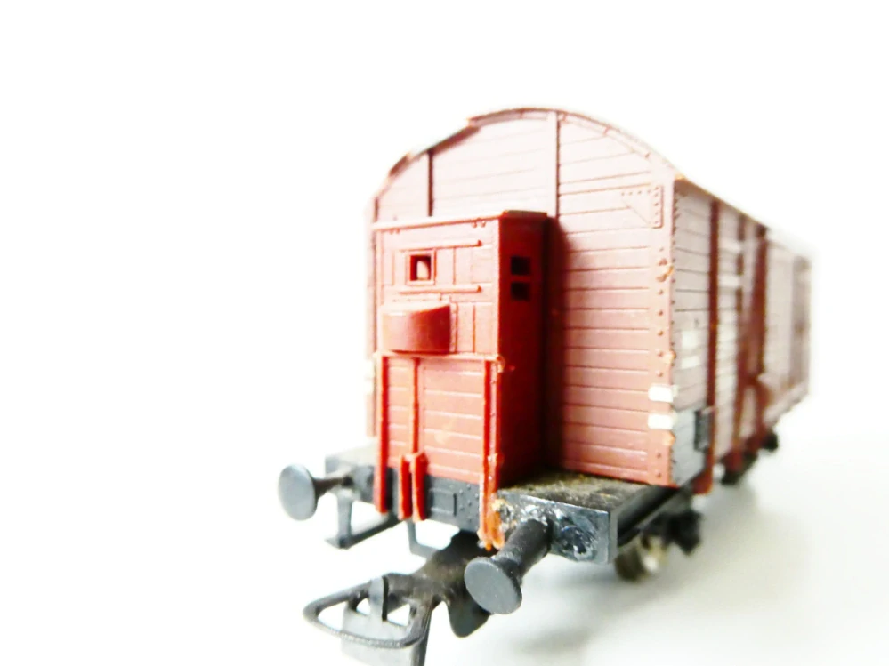 H0 PIKO Nákladní vůz krytý s budkou brzdaře 149417 MAV