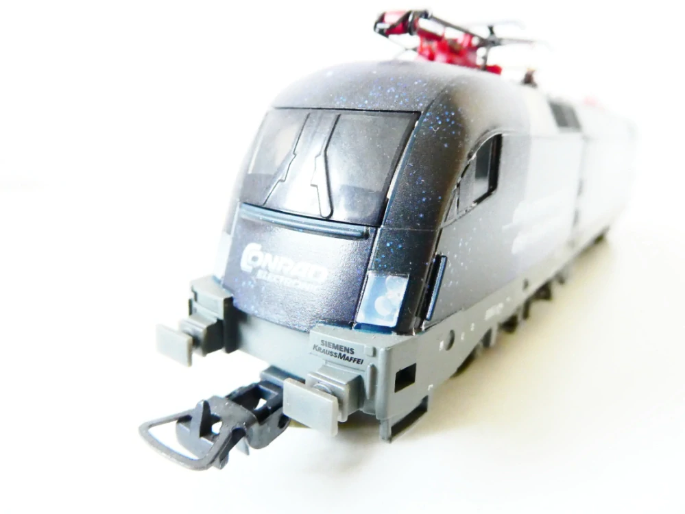 H0 PIKO 71014 Elektrická lokomotiva BR 182 123-0 Conrad Electronic DB OSVĚTLENÁ