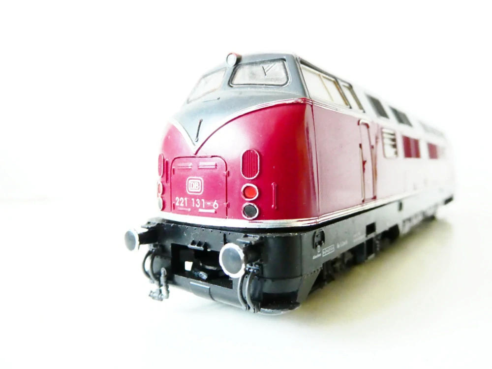 H0 FLEISCHMANN Dieselová lokomotiva BR 221 131-6 DB 