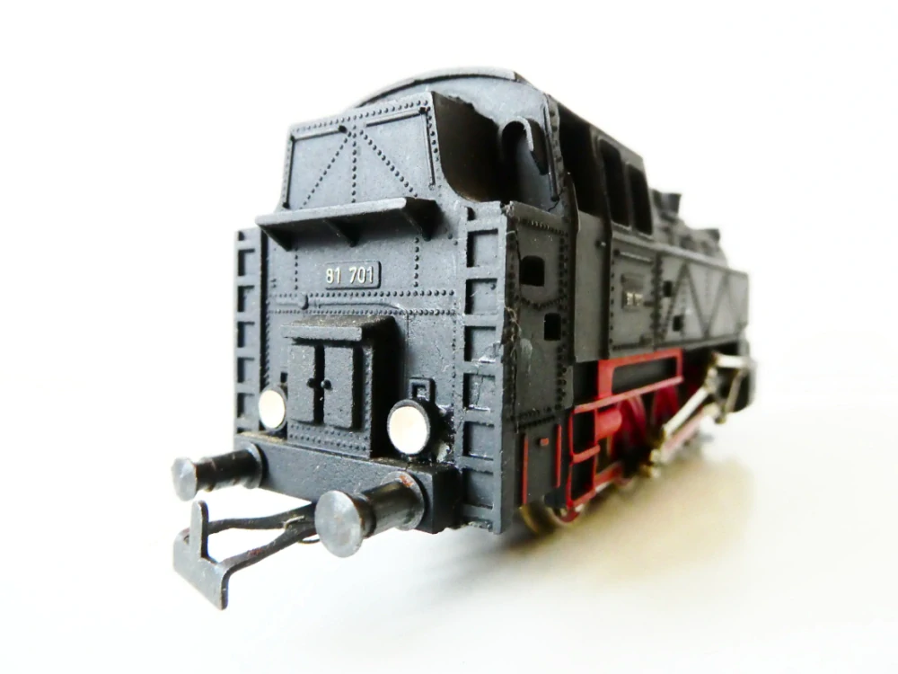 H0 PIKO Parní lokomotiva BR 81 701 DR OSVĚTLENÁ PĚKNÝ STAV