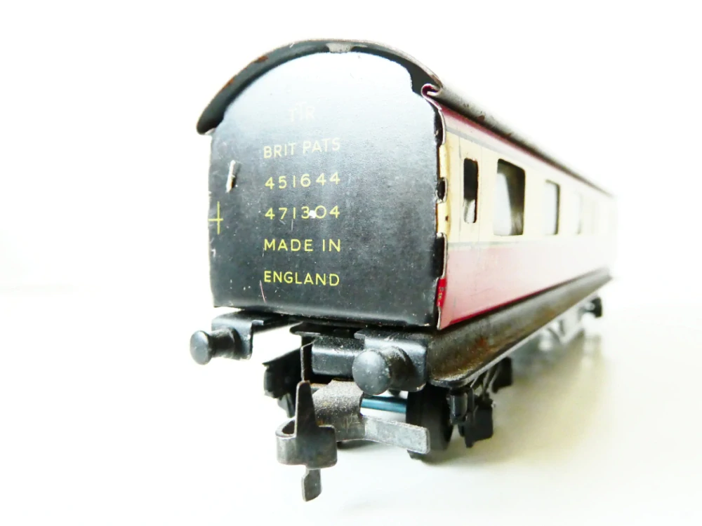 H0 TRIX TTR Osobní vůz 4-osý zn. 27104 / 451644 471304 BRIT PATS - KOVOVÝ VŮZ - ANTIK PĚKNÝ STAV