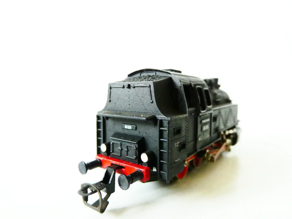 TT ZEUKE/BTTB Parní lokomotiva BR 81 001 DR TOP STAV NEPOUŽÍVANÁ v krabičce