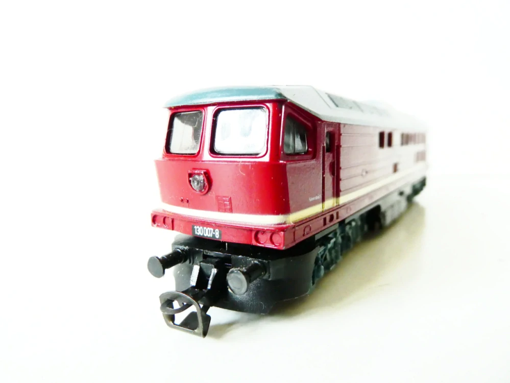 TT BTTB Dieselová lokomotiva BR 130 007-8 DR OSVĚTLENÁ TOP STAV v orig. krabičce s průvodním listem
