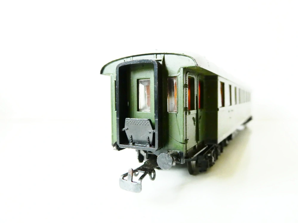 H0 SCHICHT- Osobní vůz  2. tř. 57 50 28-14 576-5 DR OSVĚTLENÝ