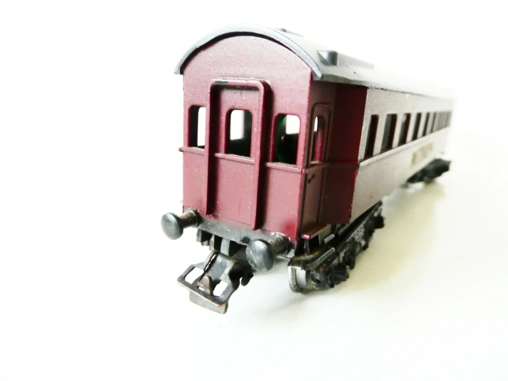 H0 SCHICHT Jídelní vůz MITROPA OSVĚTLENÝ PĚKNÝ STAV