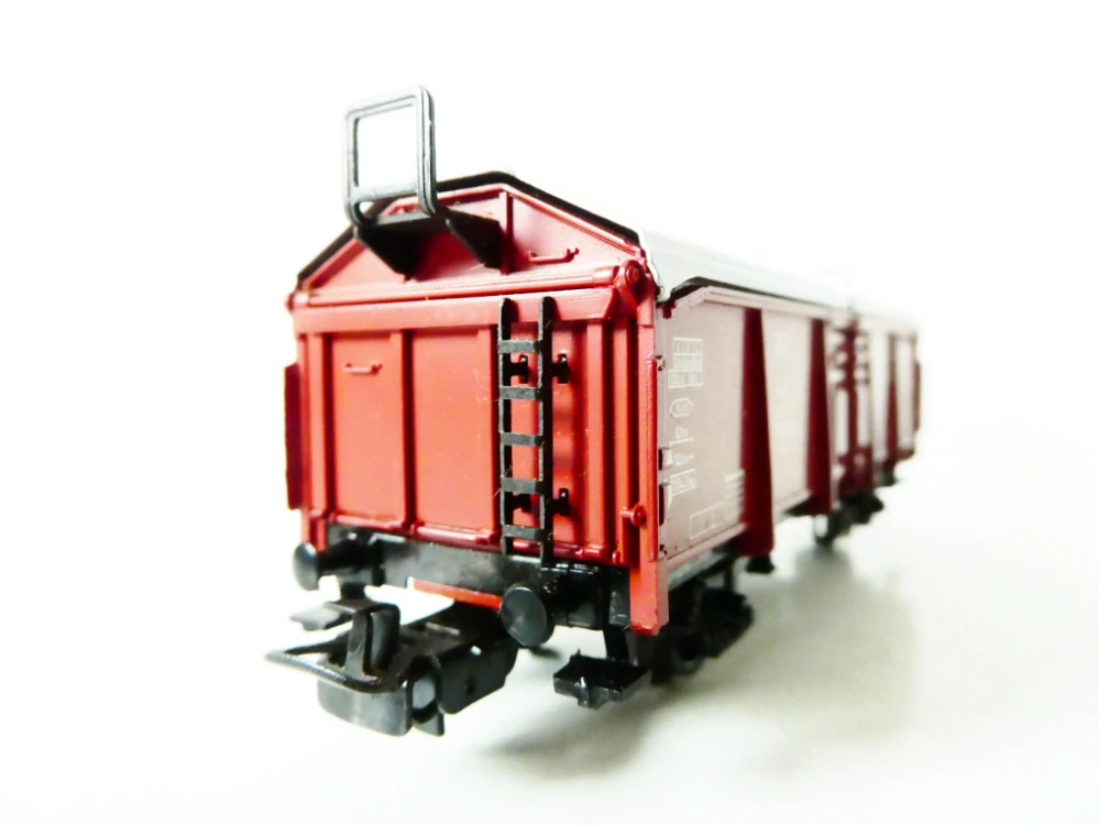 H0 Märklin Nákladní vůz krytý 21 80 5703 408-2 s posuvnou střechou DB PĚKNÝ STAV