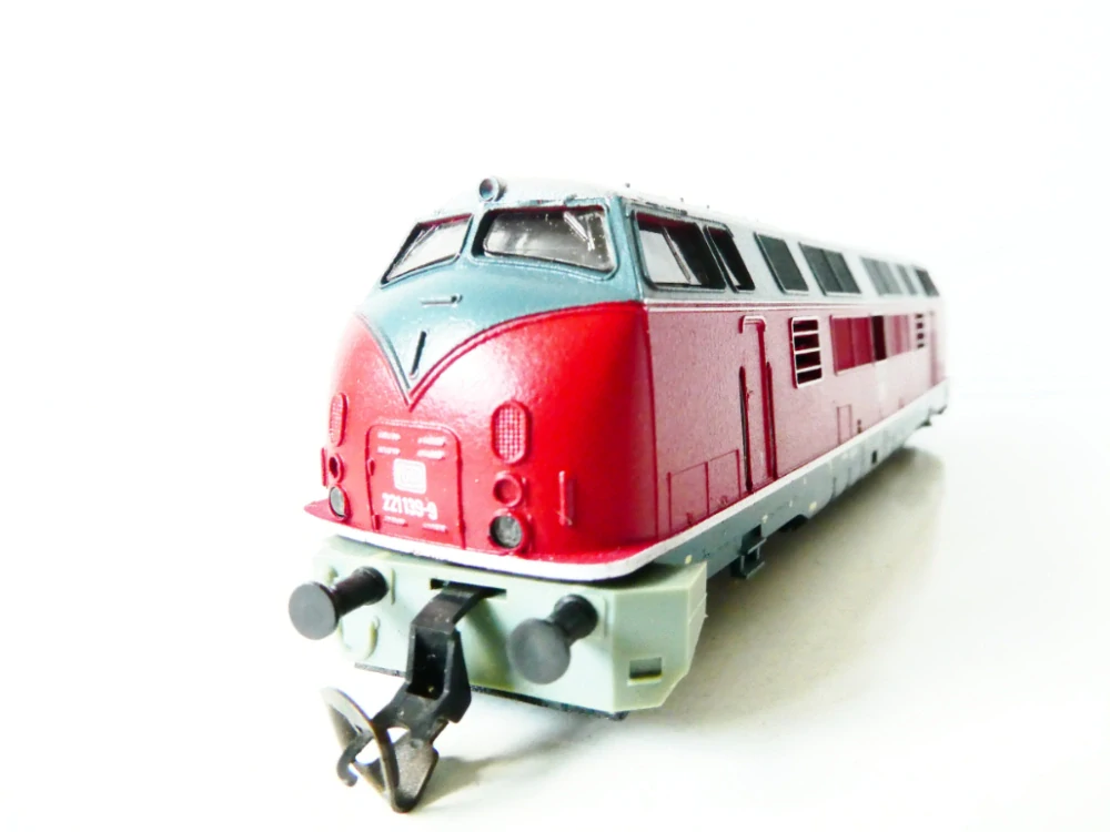 TT BTTB Dieselová lokomotiva BR 221 139-9 DB OSVĚTLENÁ TOP STAV v krabičce