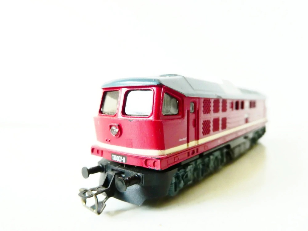 TT BTTB Dieselová lokomotiva BR 130 007-8 DR OSVĚTLENÁ 