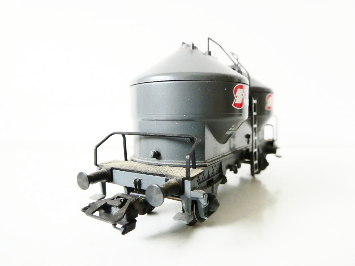 H0 TRIX 24066 Silový vůz na přepravu sypkých hmot SÜDZUCKER 44 80 9106 209-2 DB TOP STAV NEPOUŽÍVANÝ