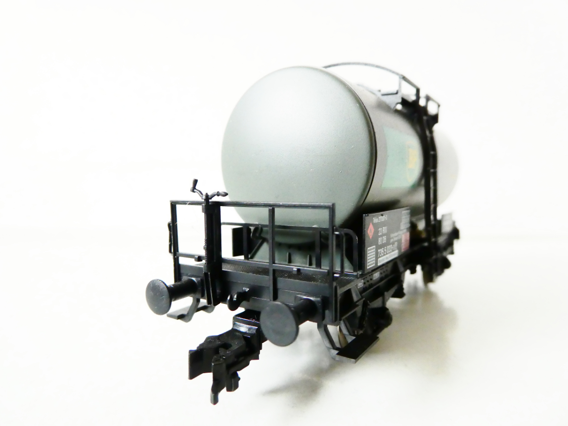 H0 FLEISCHMANN 5412 K Cisternový vůz BP 23 80 735 5 033-3 DB TOP STAV NEPOUŽITÝ