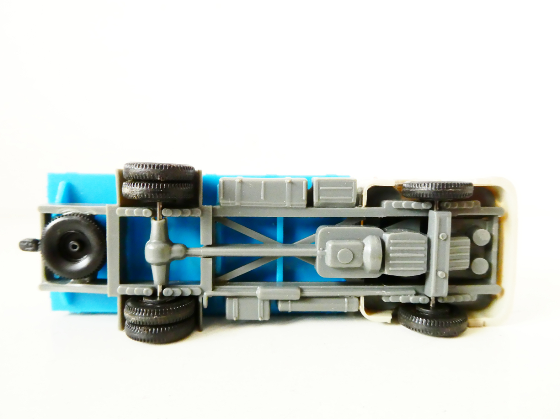 H0 Permot Hruska Nákladní automobil ŠKODA s řidičem - valník plachta PĚKNÝ STAV