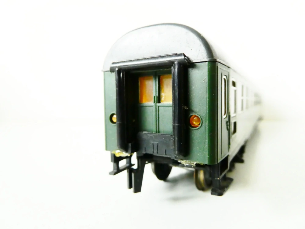 H0 FLEISCHMANN Osobní vůz 1. a 2. třídy DB 