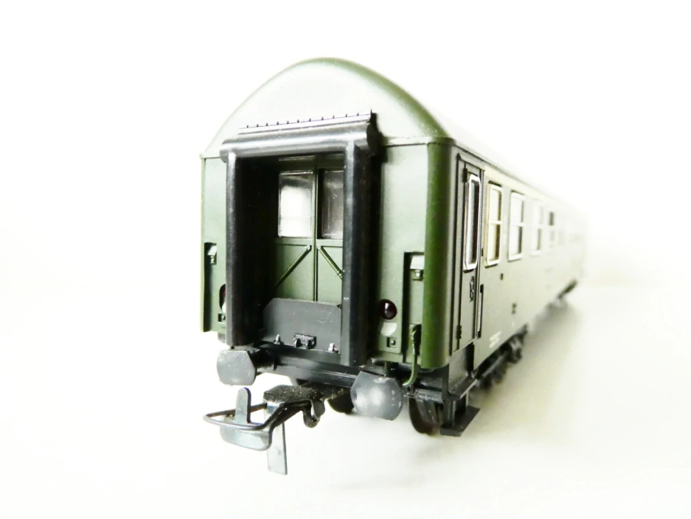 H0 SCHICHT Osobní vůz 1. tř. 51 50 19-40-070-1 DR PĚKNÝ STAV