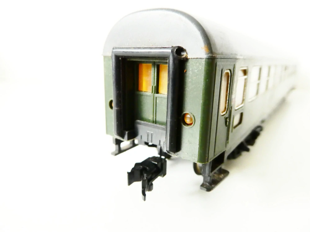 H0 FLEISCHMANN Osobní vůz 1. a 2. třídy DB 