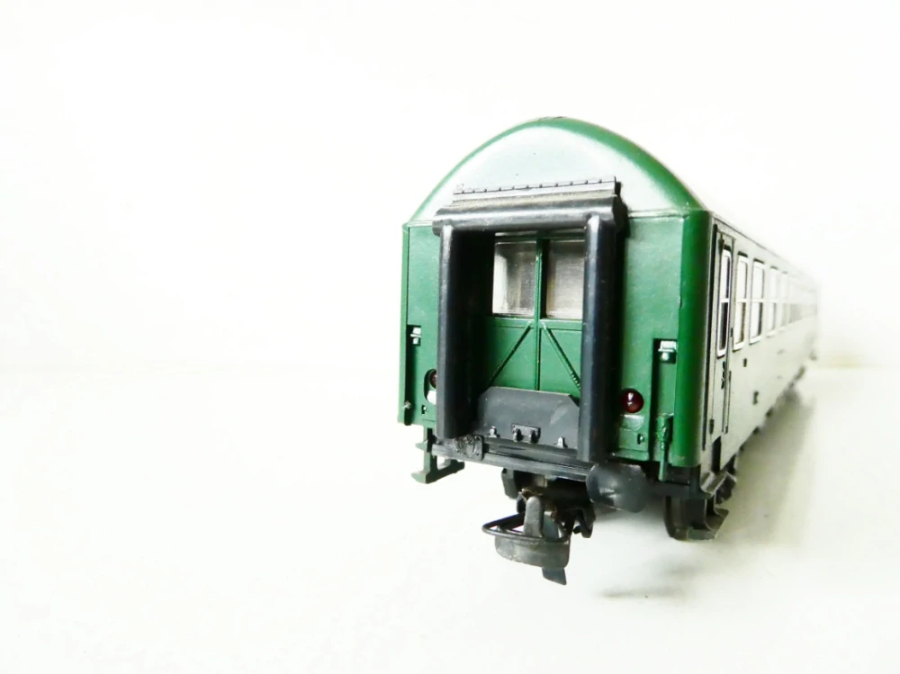 H0 SCHICHT Osobní vůz 2. tř. 51 50 20 - 40009-6 Bme DR OSVĚTLENÝ 