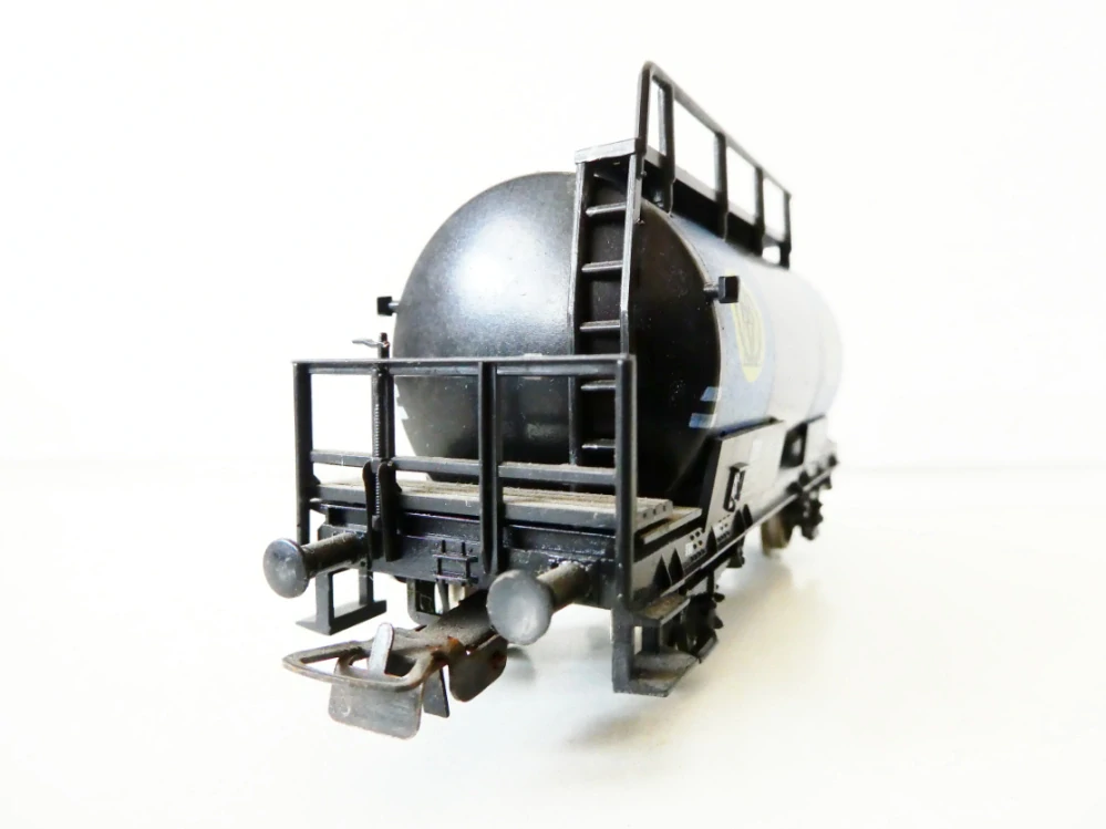 H0 PIKO Cisternový vůz ÖMV 535 016 ÖBB PĚKNÝ STAV