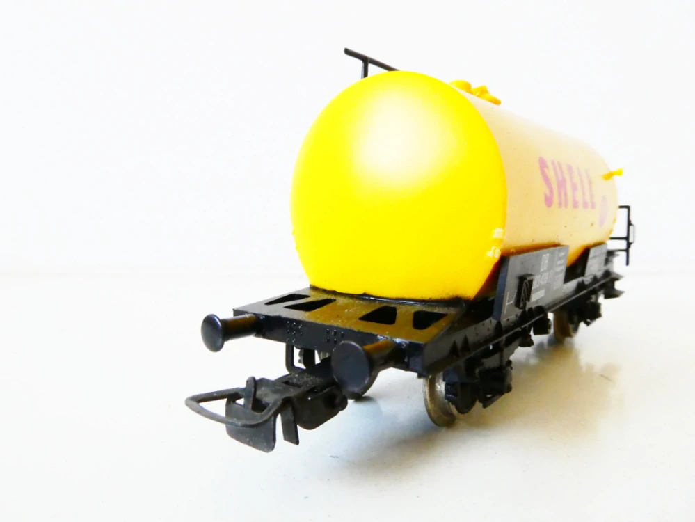 H0 PIKO Cisternový vůz 583 439 SHELL DB