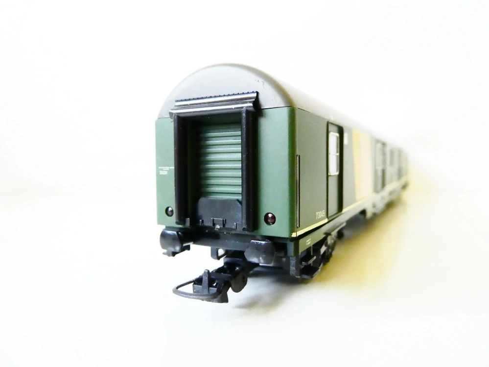H0 SACHSENMODELLE 14637 Poštovní vůz 51 80 00-95 045-2 Post mrz DEUTSCHE POST DP AG TOP STAV NEPOUŽÍVANÝ v orig. krabičce včetně doplňků
