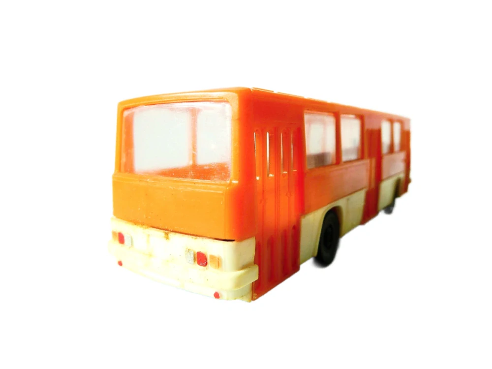 H0 VEB Plastspielwaren Berlin - Autobus Ikarus 260 FLUGHAFEN v orig. krabičce PĚKNÝ STAV