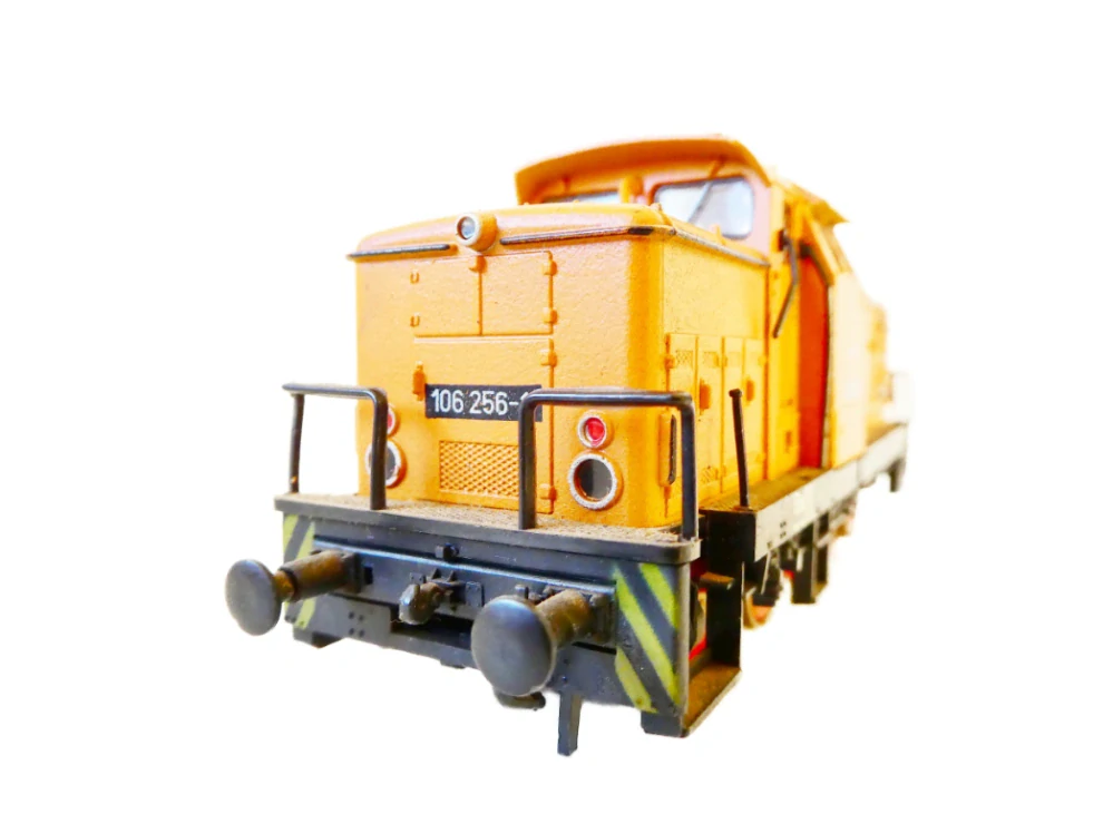 H0 PIKO Dieselová lokomotiva BR 106 256-1 DR 