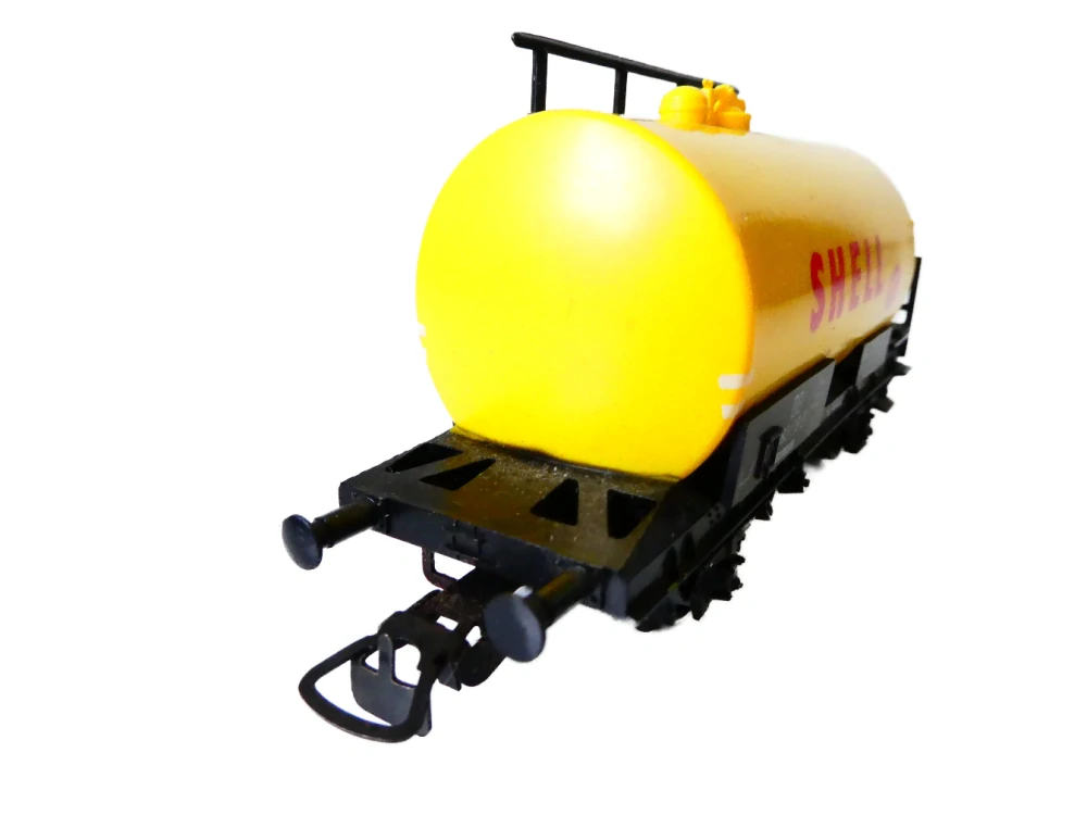 H0 PIKO Cisternový vůz SHELL 583 439 DB OCELOVÁ KOLA v krabičce