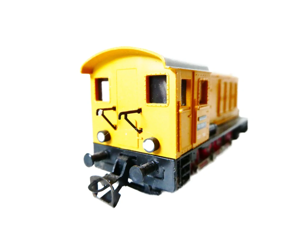 TT BTTB Dieselová lokomotiva BR 103 033-7 DR PĚKNÝ STAV v krabičce