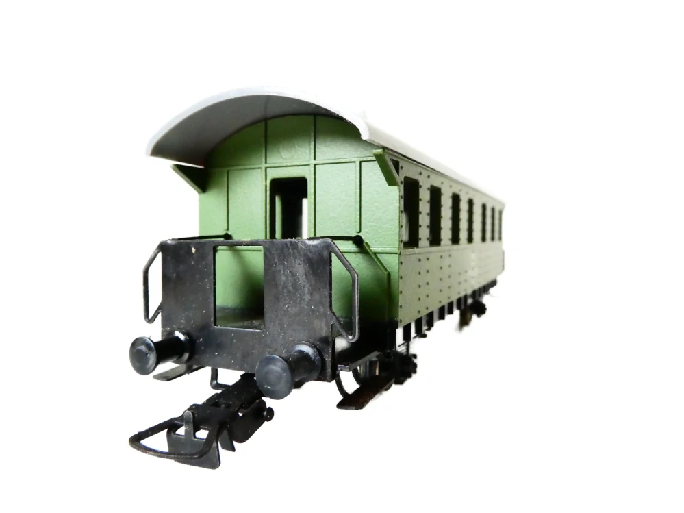 PIKO Osobní vůz 50 50 24 (340-328 podvozek) DR PĚKNÝ STAV