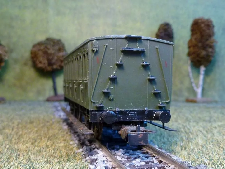 H0 Osobní vůz DR (ocelová kola)