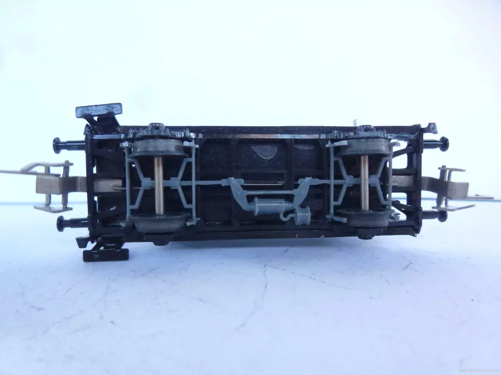 TT ZEUKE Cisternový vůz DR stříbrný PĚKNÝ STAV