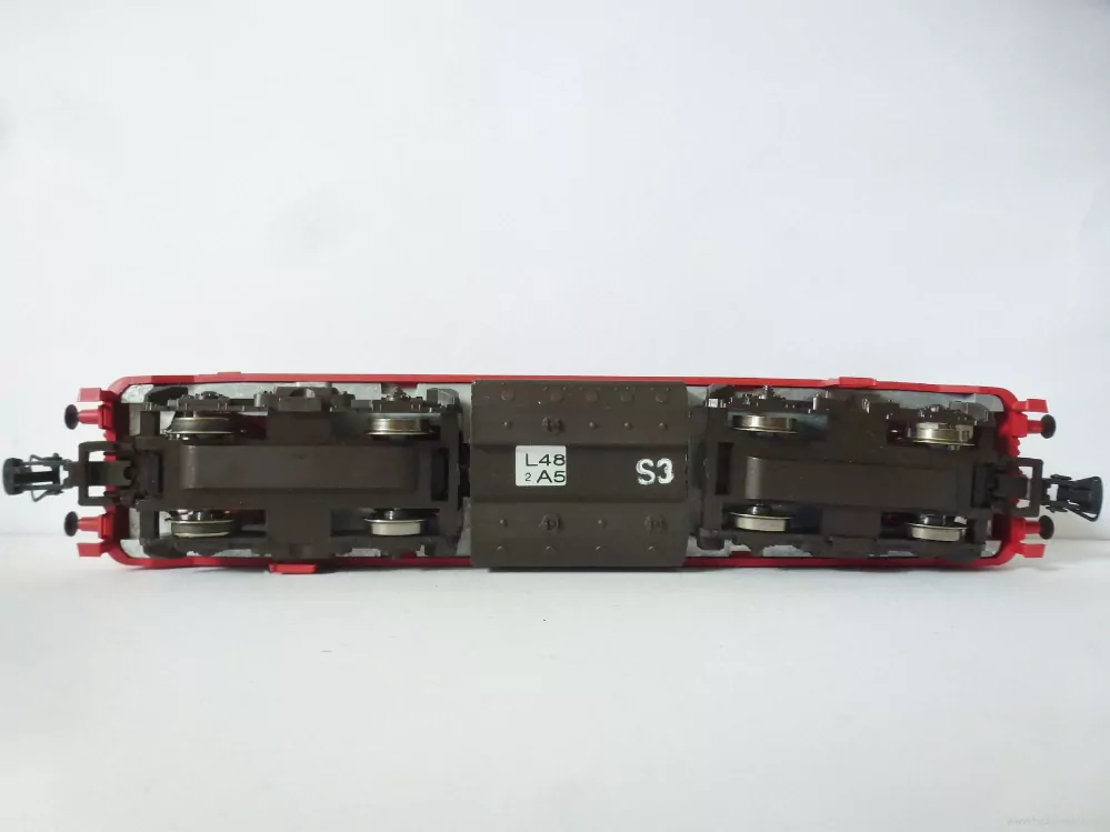 H0 ROCO - Dieselová lokomotiva BR 225 012-4 DB TOP STAV NOVÁ