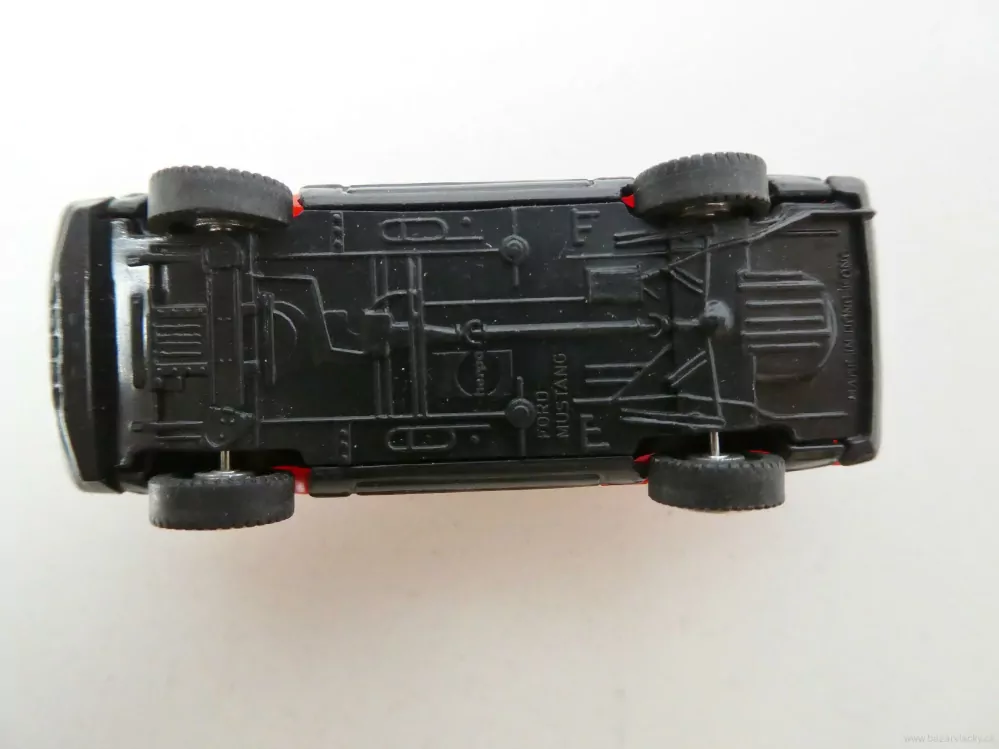 H0 Osobní automobil Ford Mustang 1:87