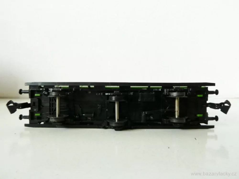 TT BTTB Osobní vůz 3-osý 522-427 DR včetně doplňků TOP STAV NEPOUŽITÝ V KRABIČCE