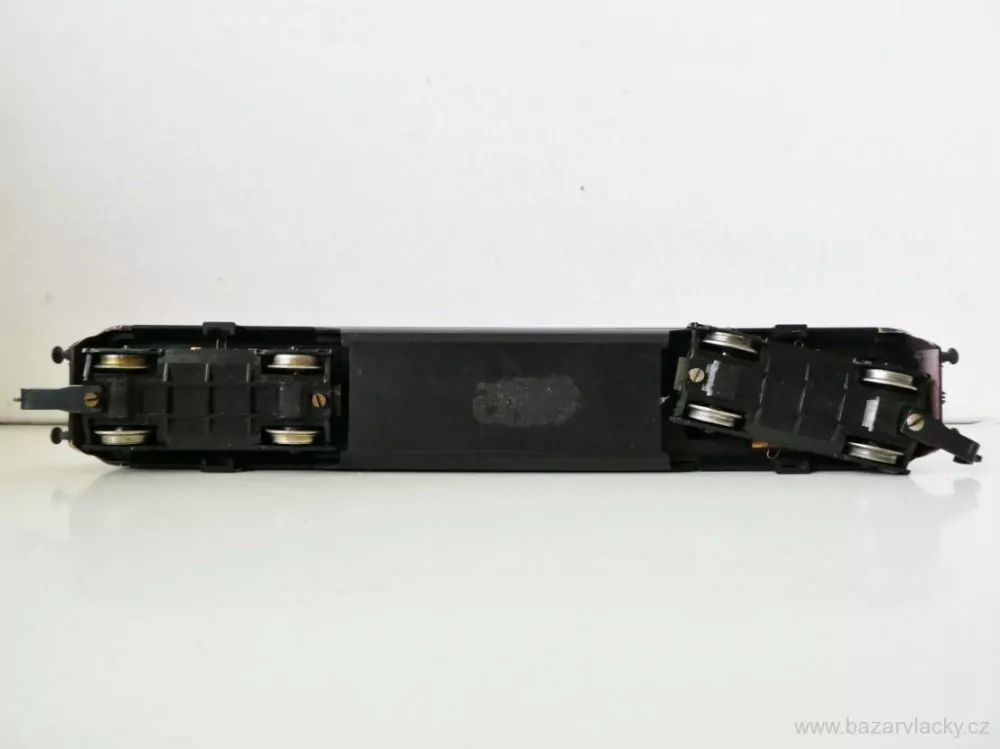H0 PIKO/GÜTZOLD Dieselová lokomotiva BR 118 117-1 DR PĚKNÝ STAV