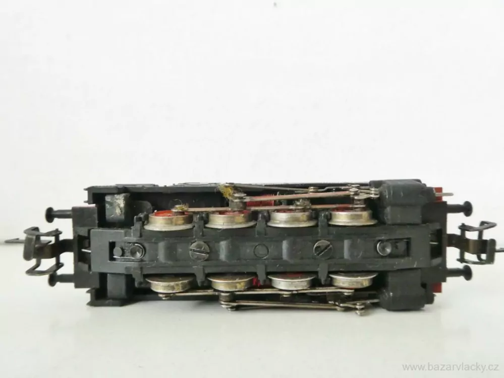 TT ZEUKE Parní lokomotiva BR 81 001 DR 