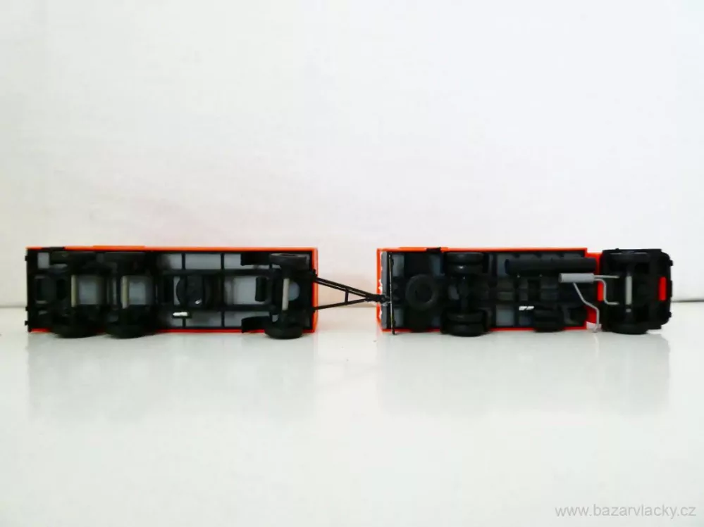 H0 Nákladní automobil Mercedes s přívěsem DEUTRANS TOP STAV