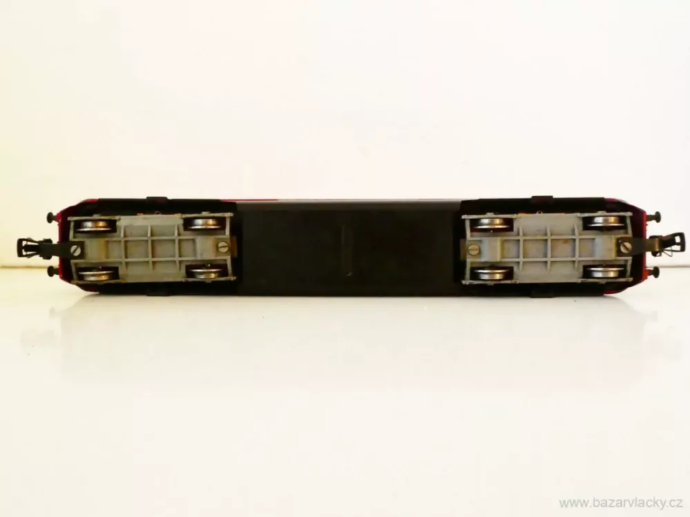 H0 GÜTZOLD Dieselová lokomotiva BR 118 117-1 DR TOP STAV
