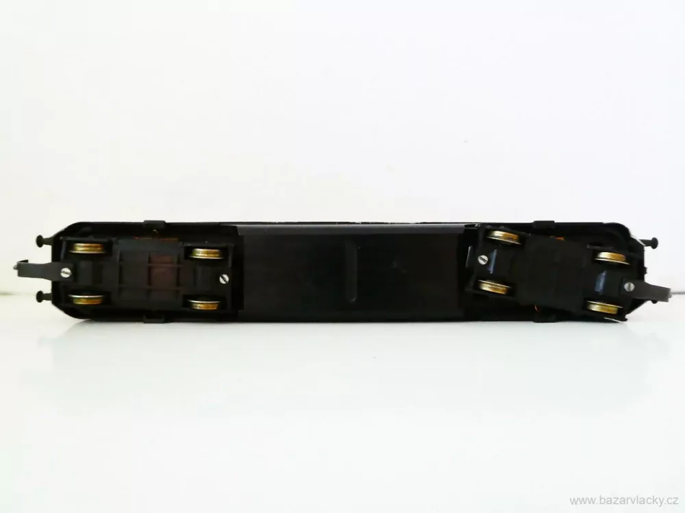 H0 GÜTZOLD Dieselová lokomotiva BR 118 059-5 DR PĚKNÝ STAV