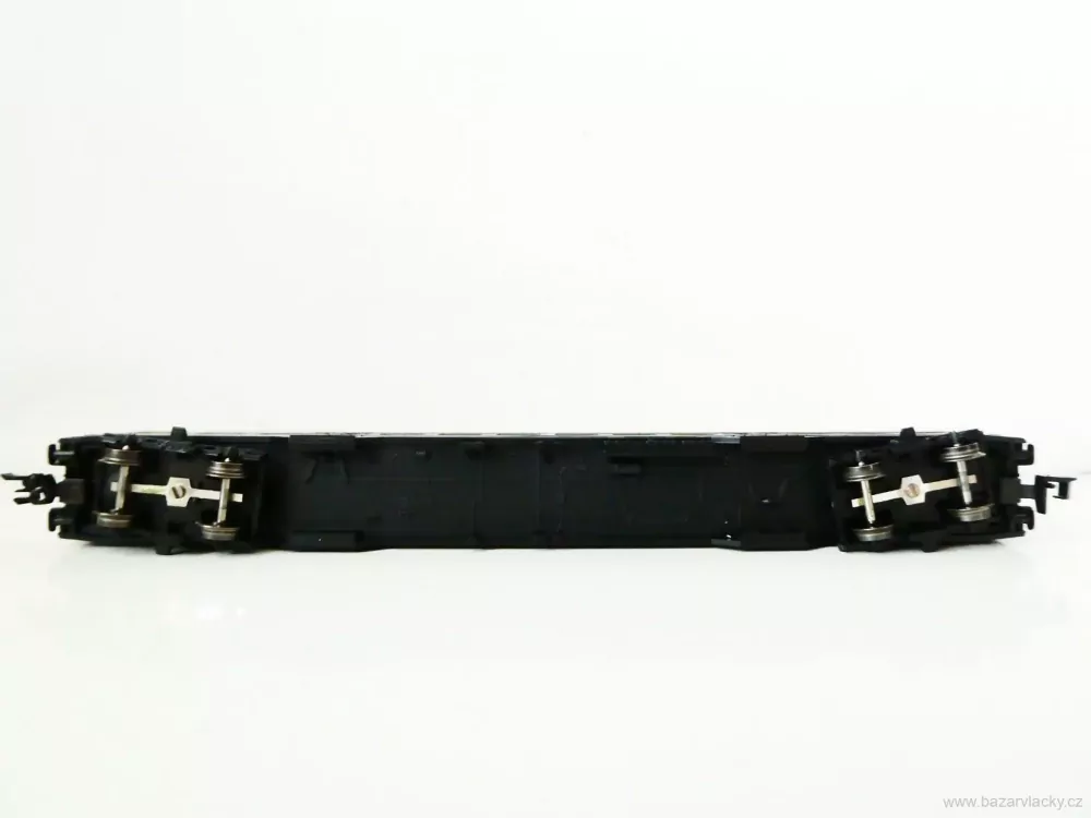 N FLEISCHMANN 8863 K Příměstský osobní vůz (Silberlink) 2. tř. 41 009 Mü DB TOP STAV NEPOUŽITÝ v krabičce 