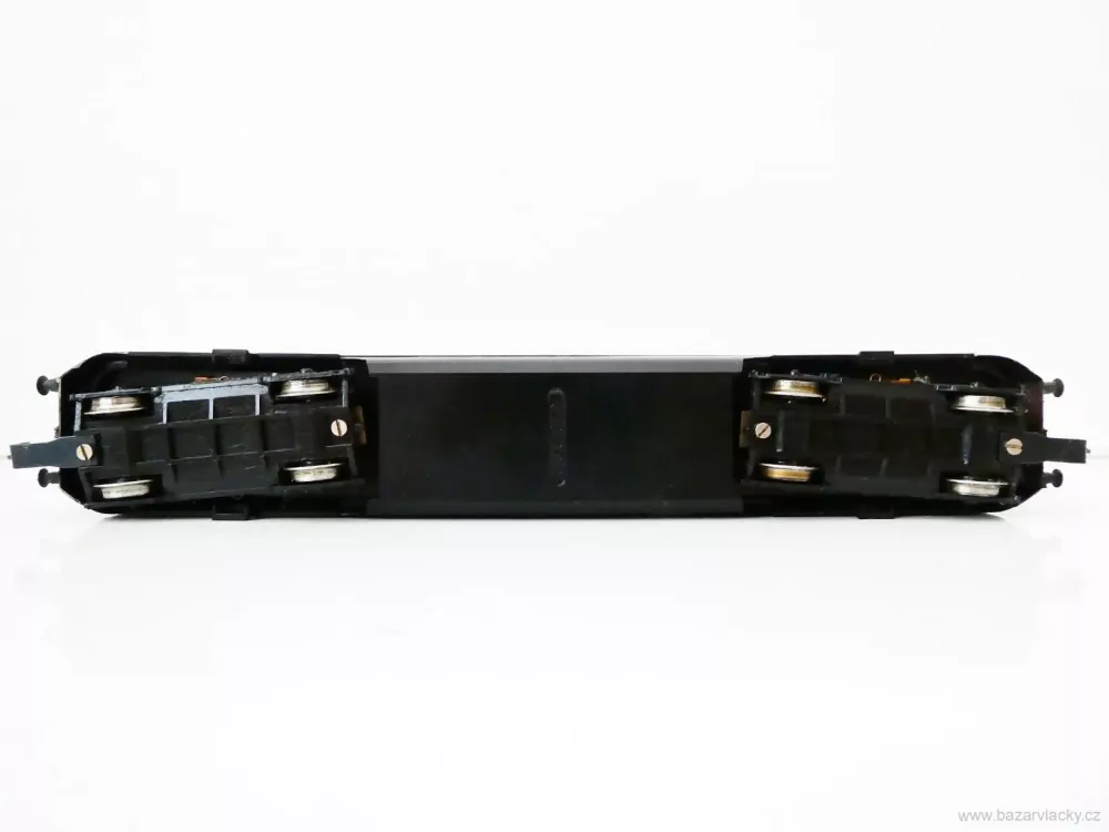 H0 GÜTZOLD Dieselová lokomotiva BR 118 059-5 DR TOP STAV